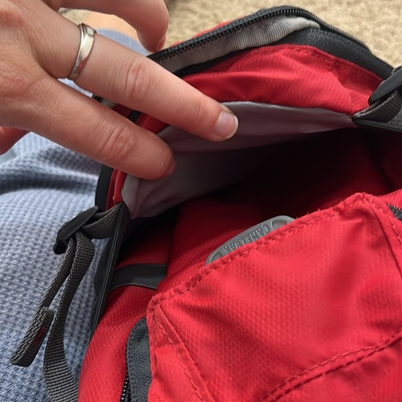 Camelbak Lobo Hydration Backpack - Red - No Bladder - USED - Picture 8 of 9